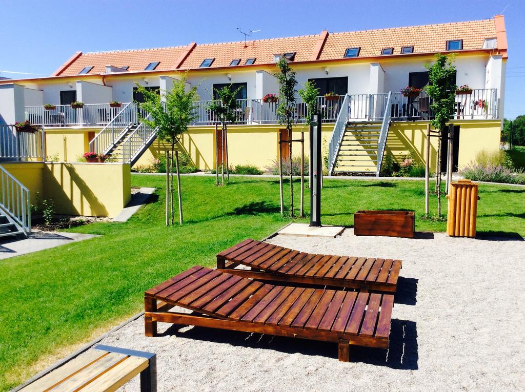 Apartmány Belveder Hlohovec Exterior foto